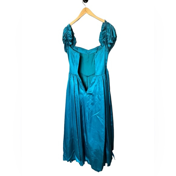 1960s Gunne Sax Romantic Renaissance Bridal Collection Tooled Satin Dress - Picture 6 of 11